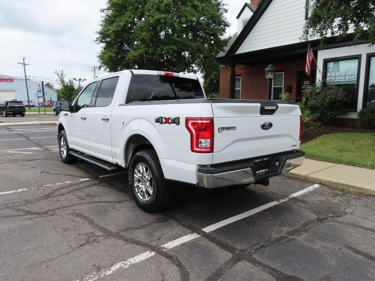 Ford F-150 XLT SuperCrew 5.5-ft. Bed 4WD 2016