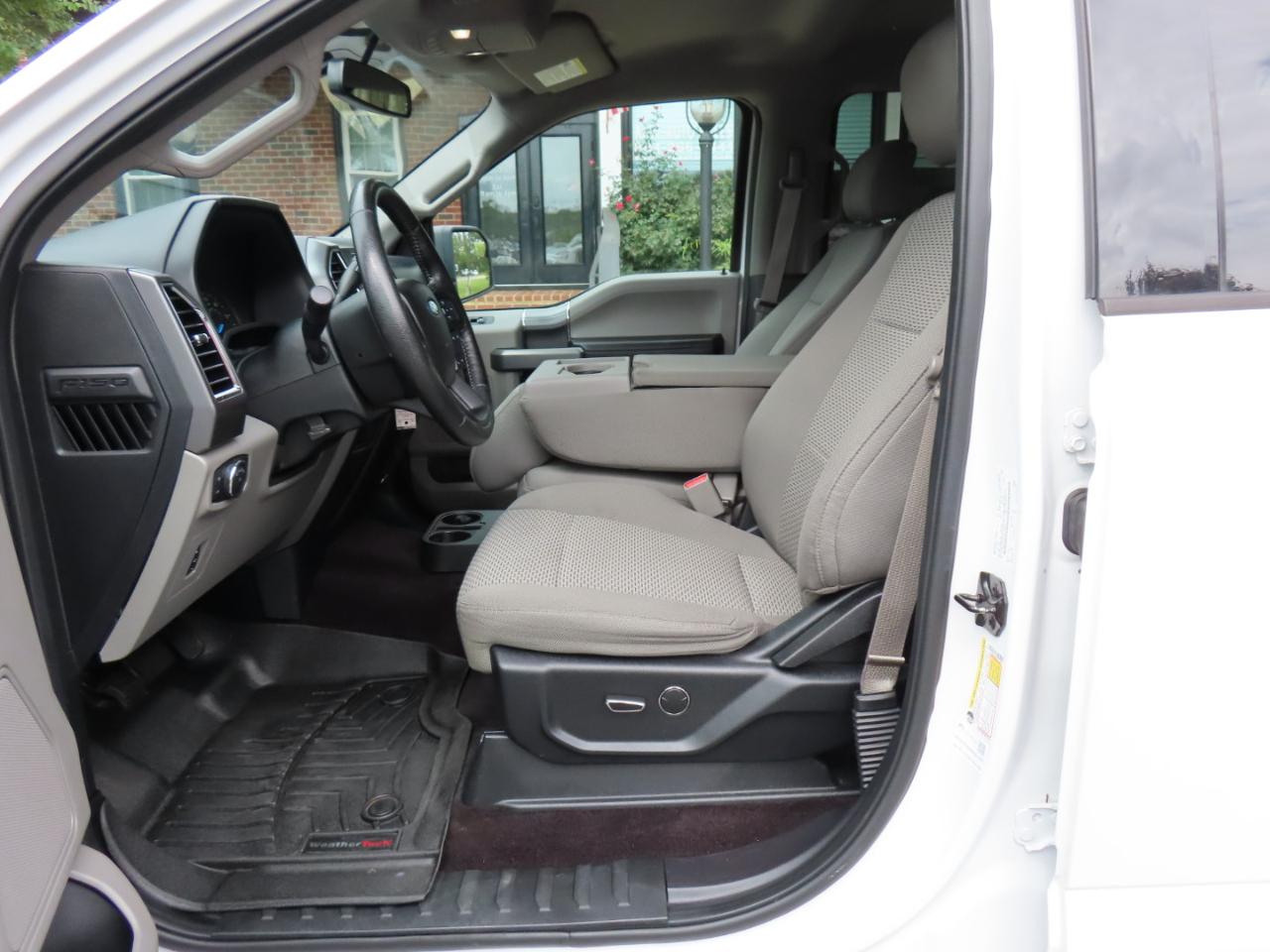 Ford F-150 XLT SuperCrew 5.5-ft. Bed 4WD 2016