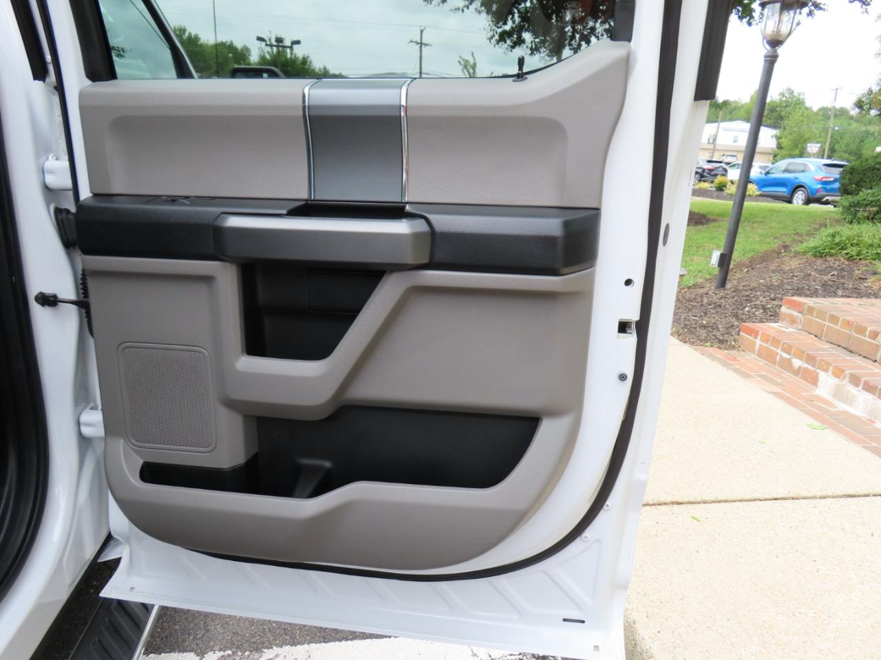 Ford F-150 XLT SuperCrew 5.5-ft. Bed 4WD 2016