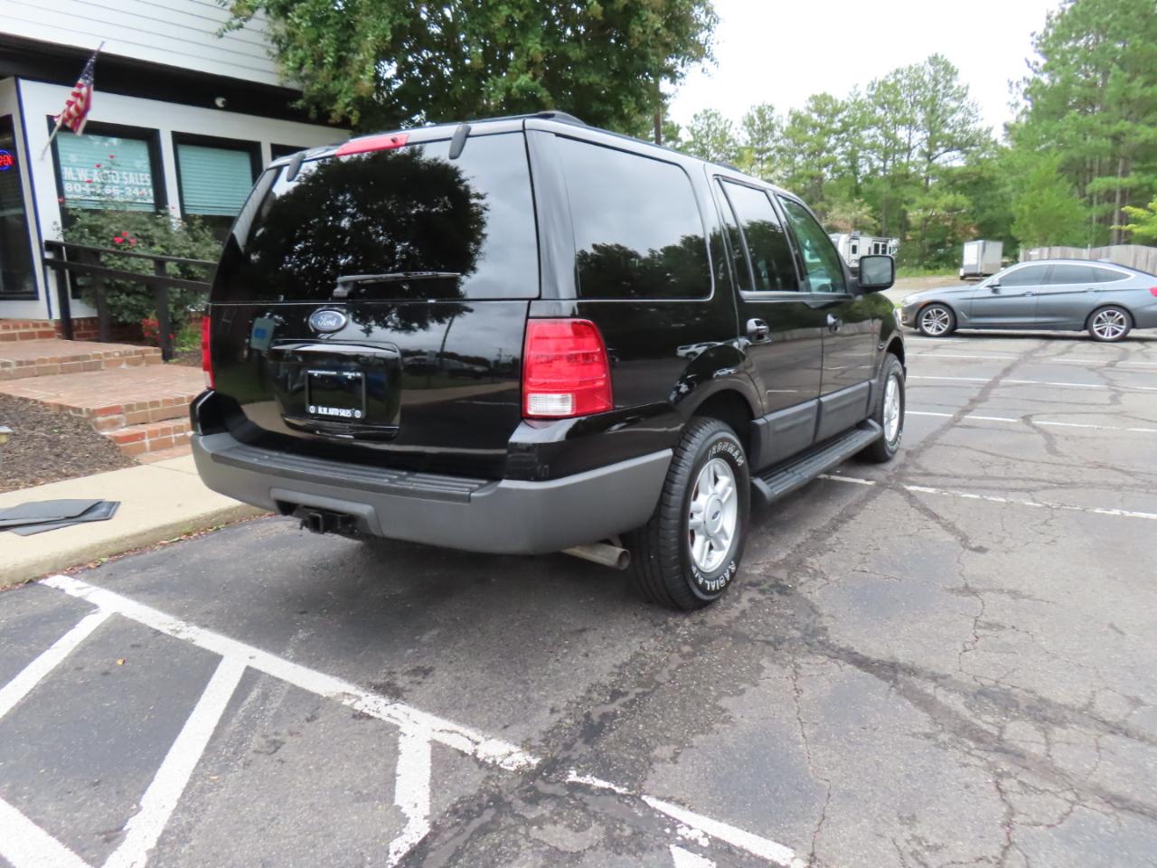 Ford Expedition XLT 4.6L 4WD 2004