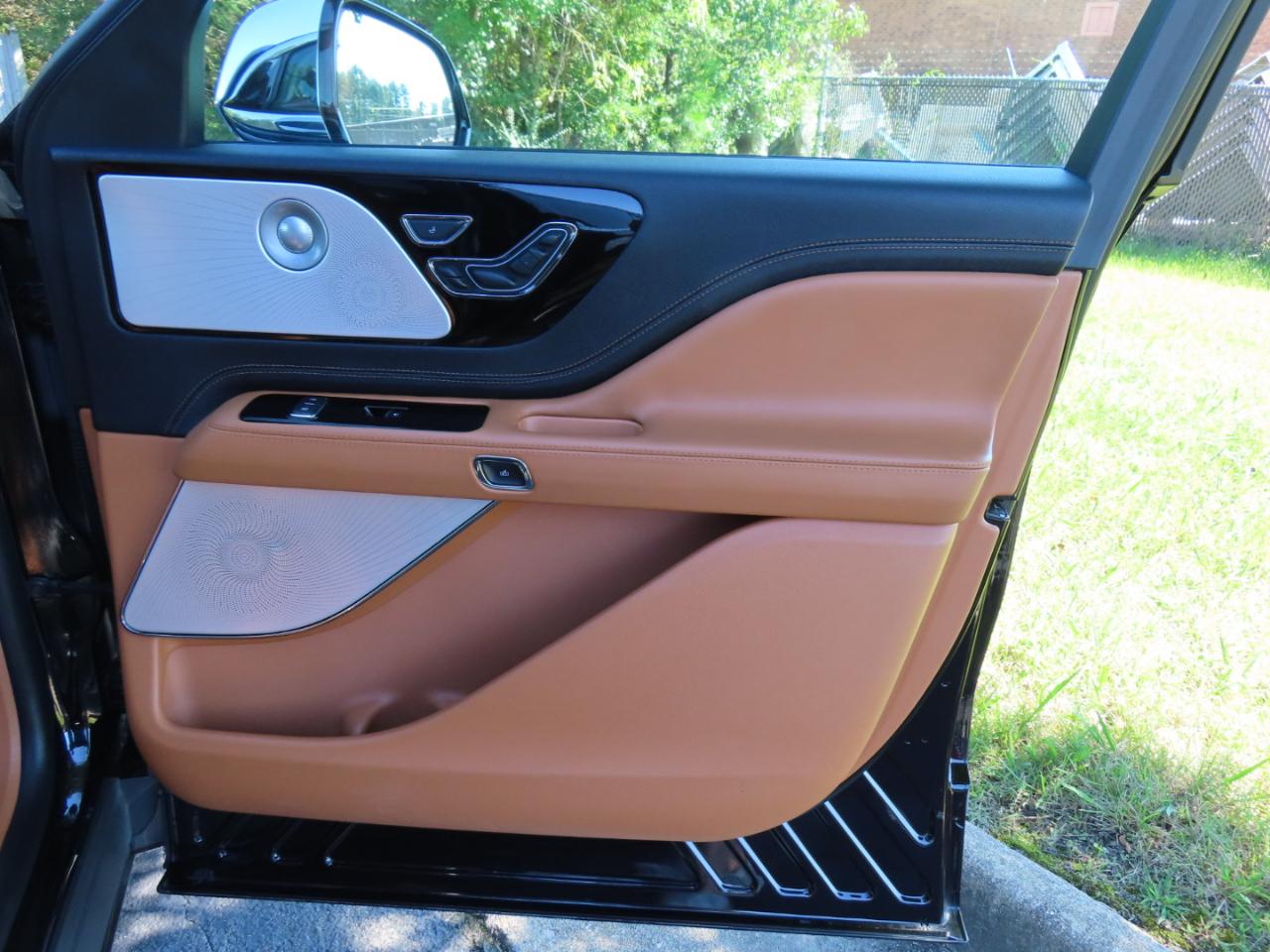 Lincoln Aviator Black Label 2022