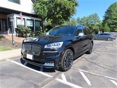 2022 Lincoln Aviator 