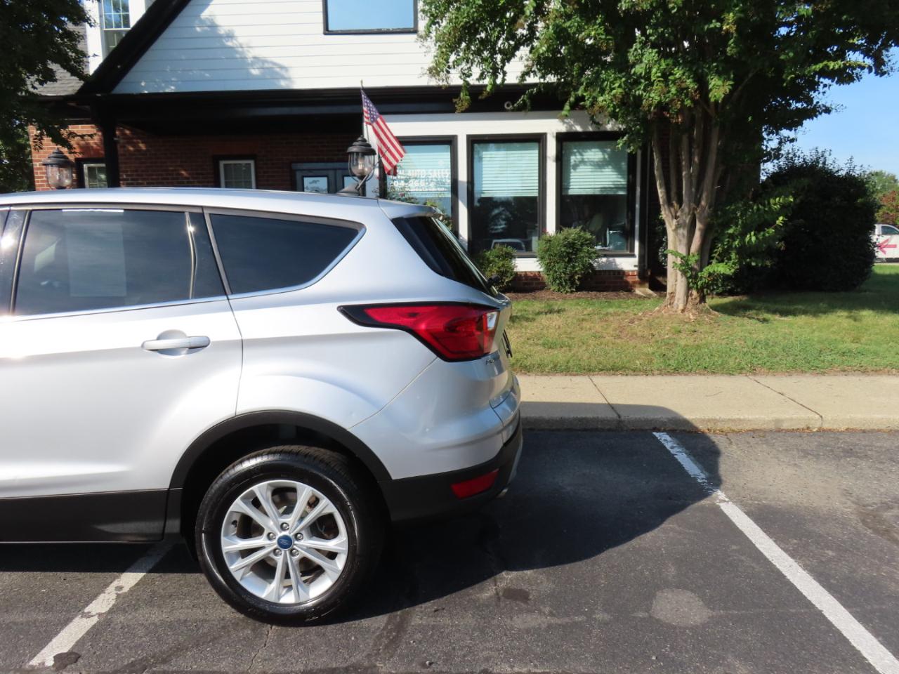 Ford Escape SE FWD 2019