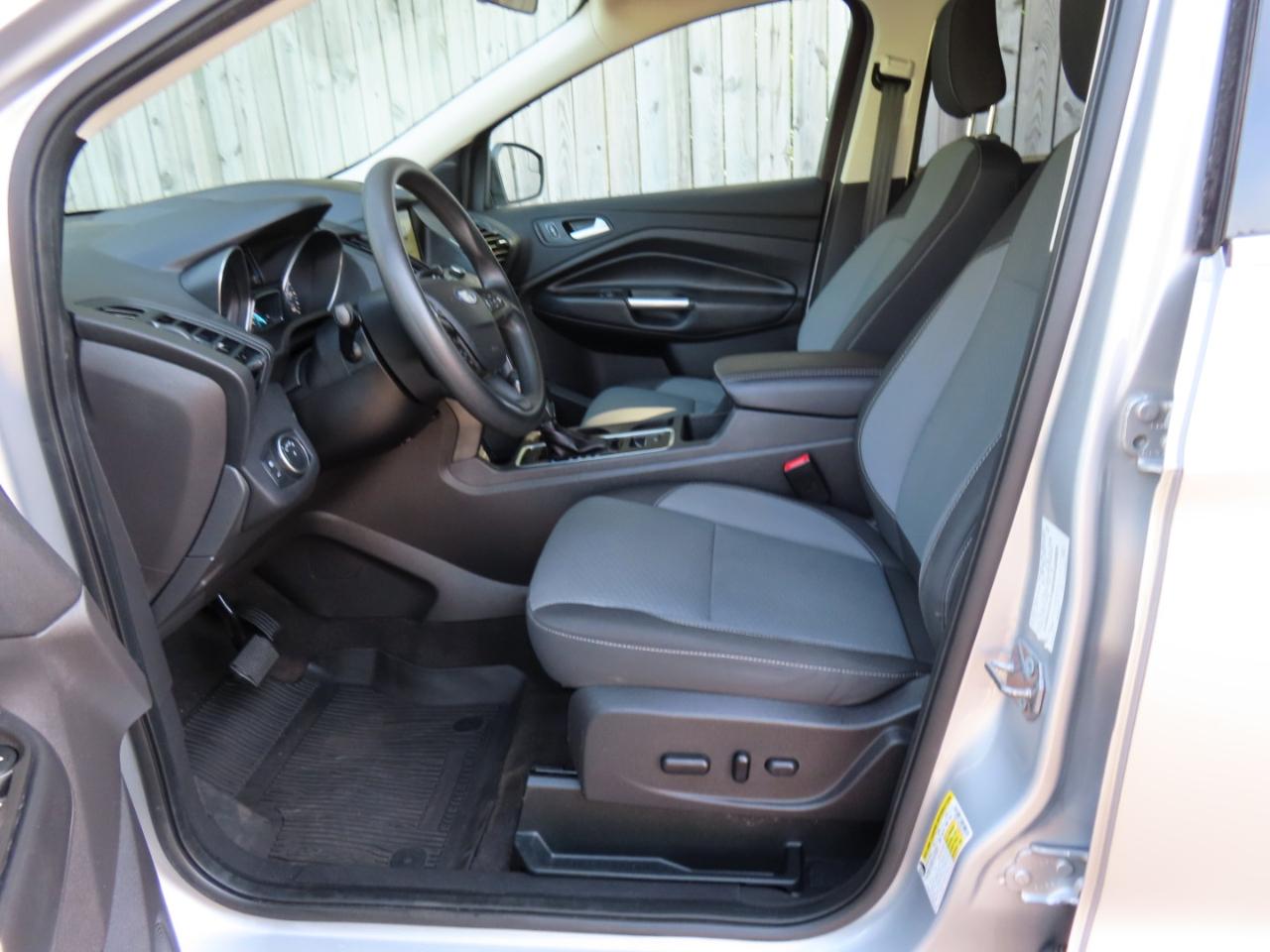 Ford Escape SE FWD 2019
