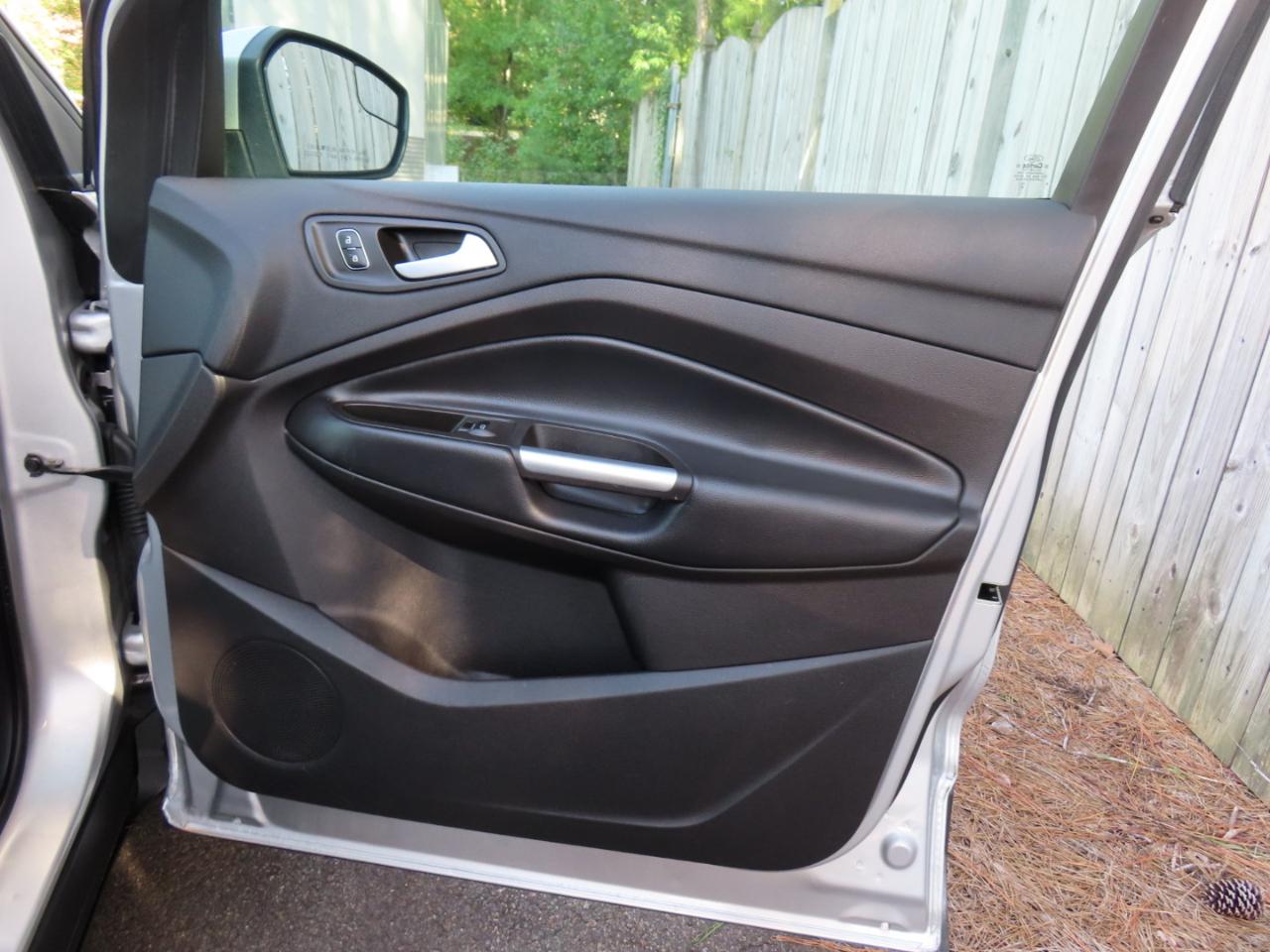 Ford Escape SE FWD 2019