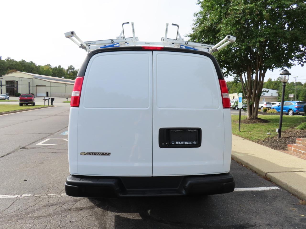 Chevrolet Express 3500 Cargo 2020