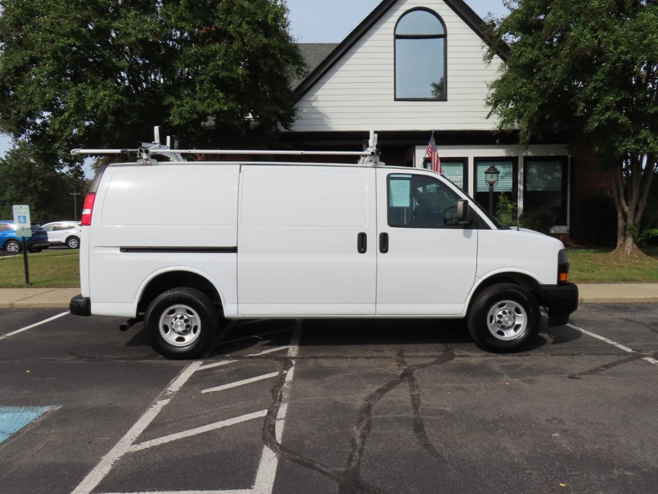 Chevrolet Express 3500 Cargo 2020