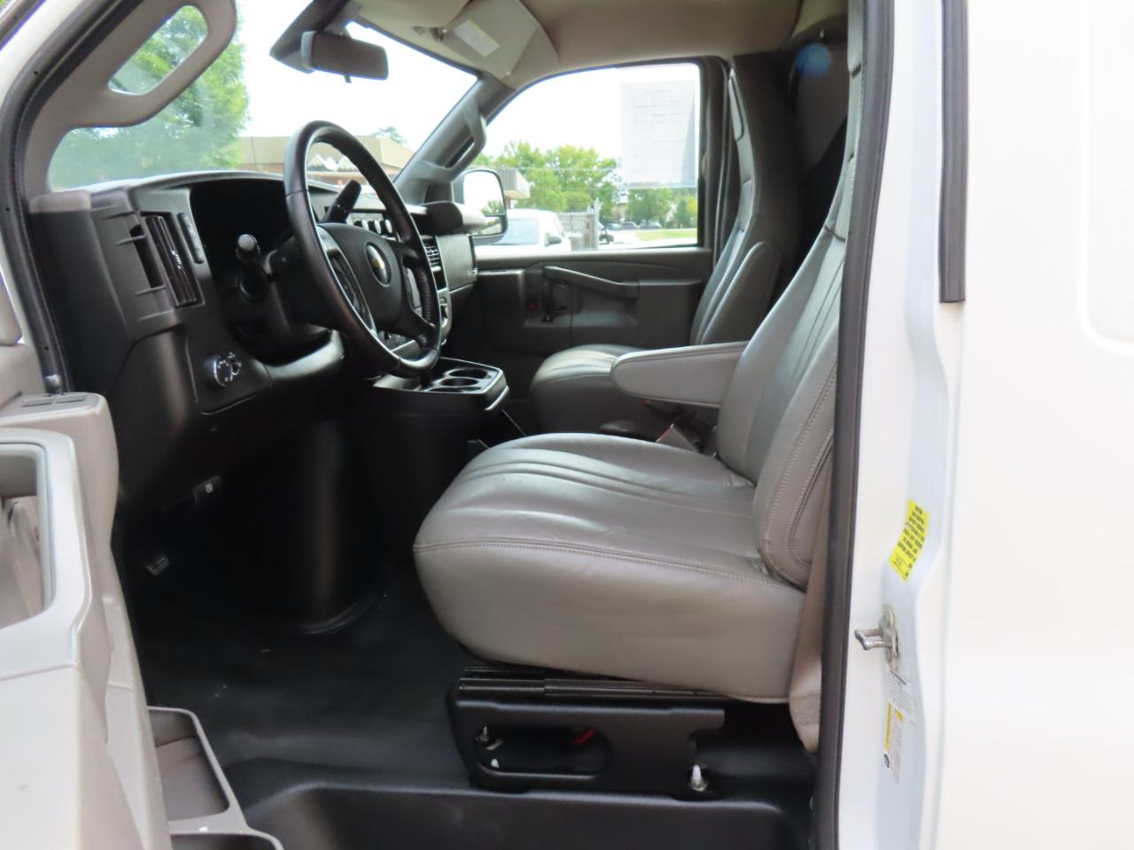 Chevrolet Express 3500 Cargo 2020