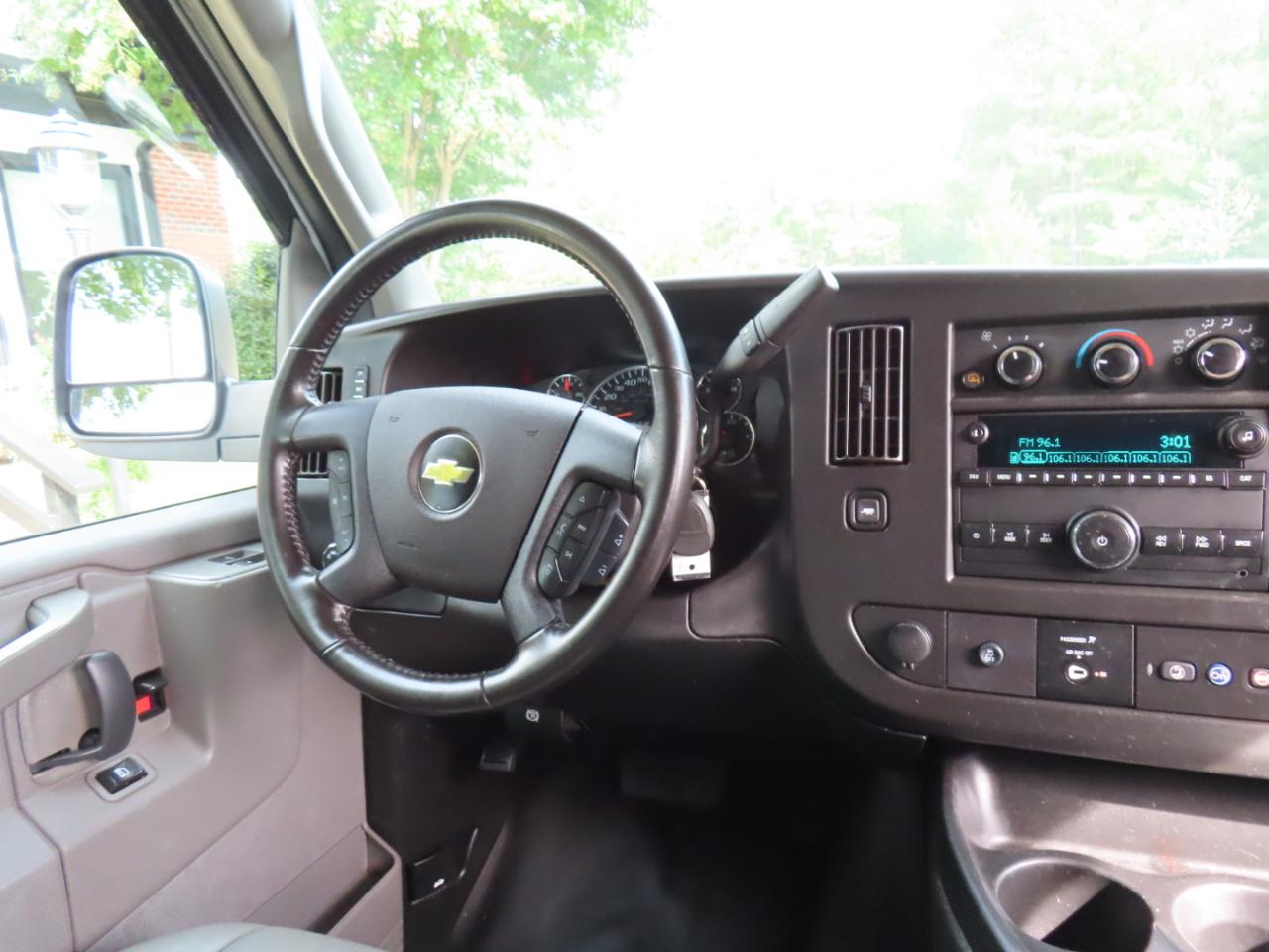 Chevrolet Express 3500 Cargo 2020