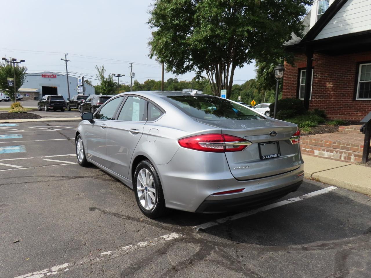 Ford Fusion SE 2020