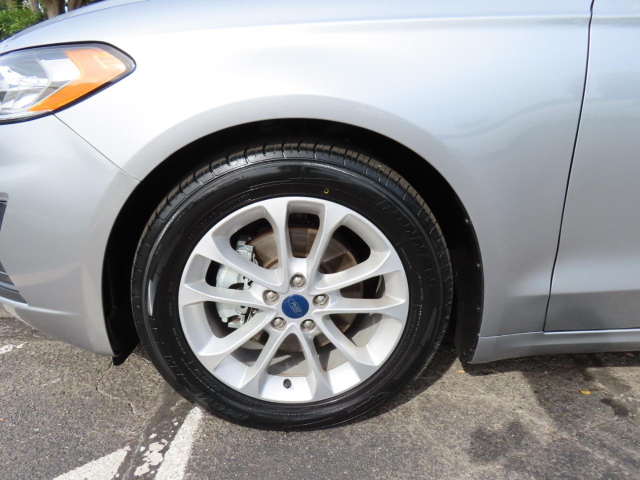 Ford Fusion SE 2020