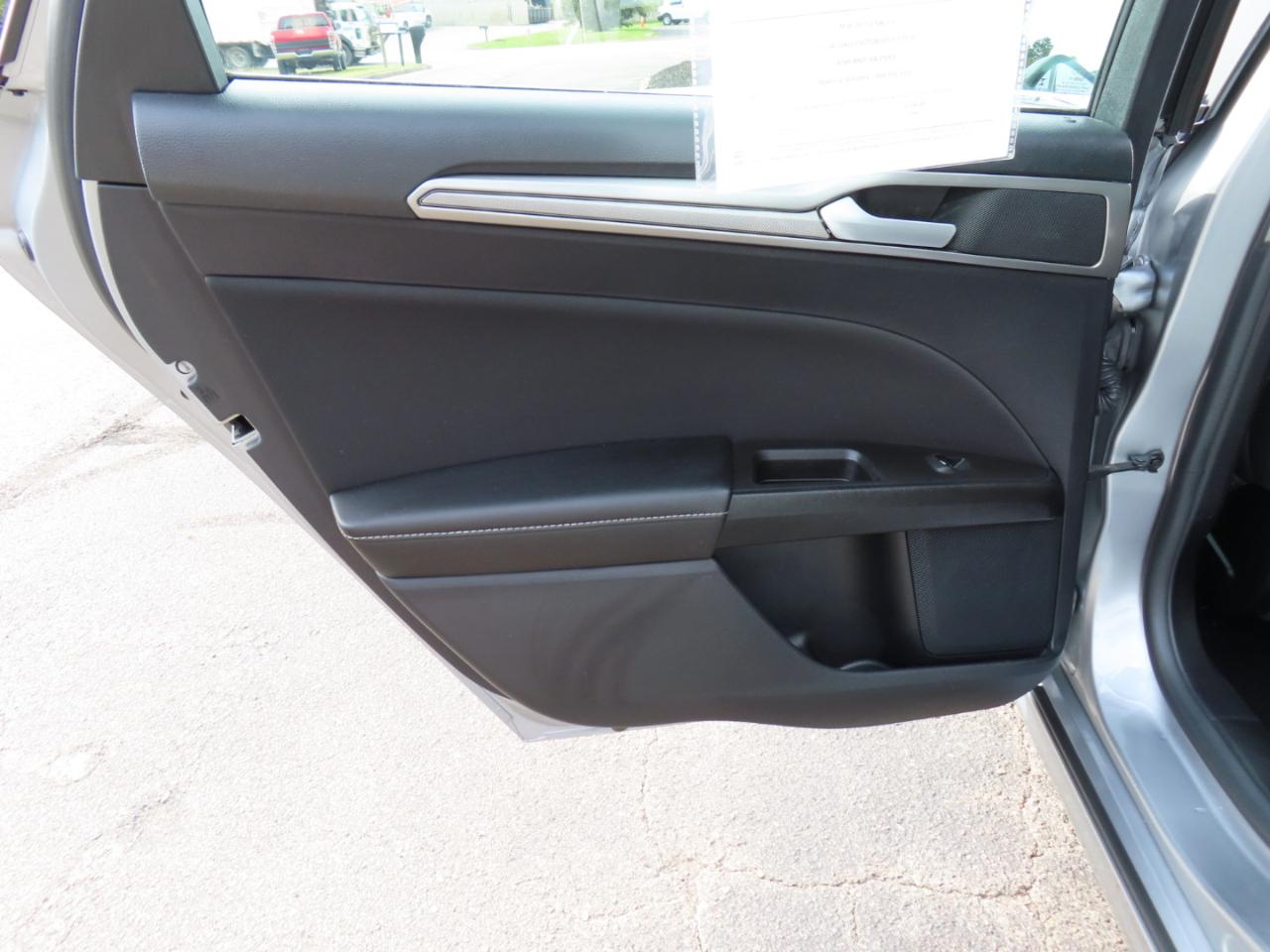 Ford Fusion SE 2020