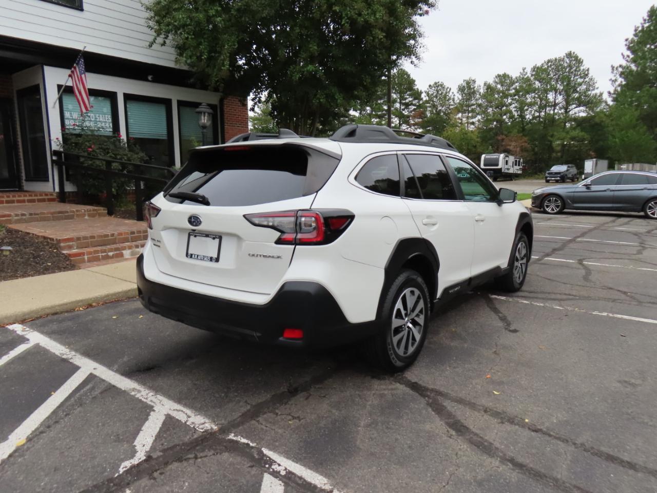 Subaru Outback Premium 2024