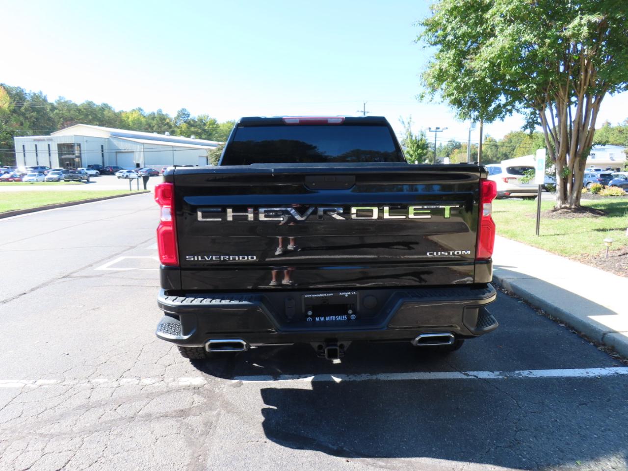 Chevrolet Silverado 1500 Custom Trail Boss Crew Cab Short Box 4WD 2020