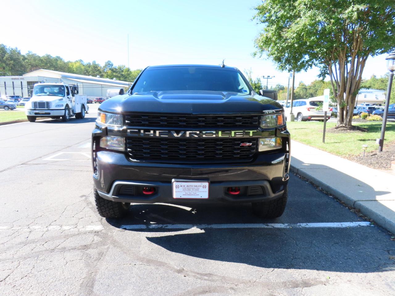 Chevrolet Silverado 1500 Custom Trail Boss Crew Cab Short Box 4WD 2020