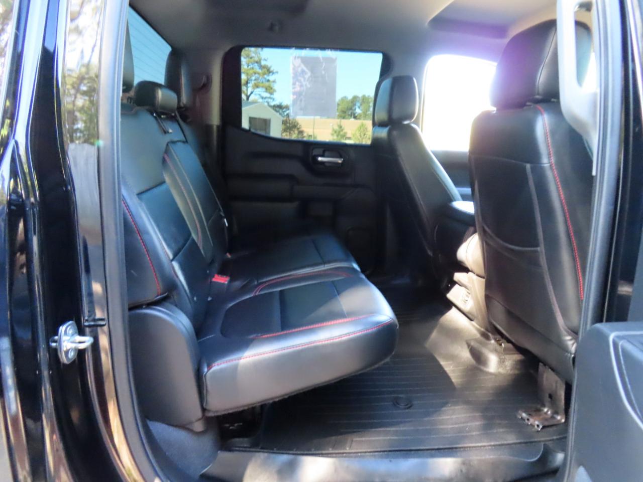 Chevrolet Silverado 1500 Custom Trail Boss Crew Cab Short Box 4WD 2020