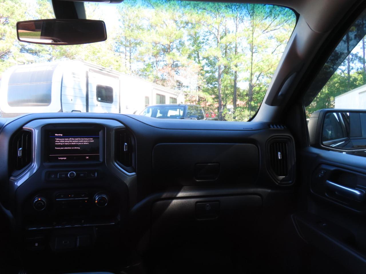 Chevrolet Silverado 1500 Custom Trail Boss Crew Cab Short Box 4WD 2020