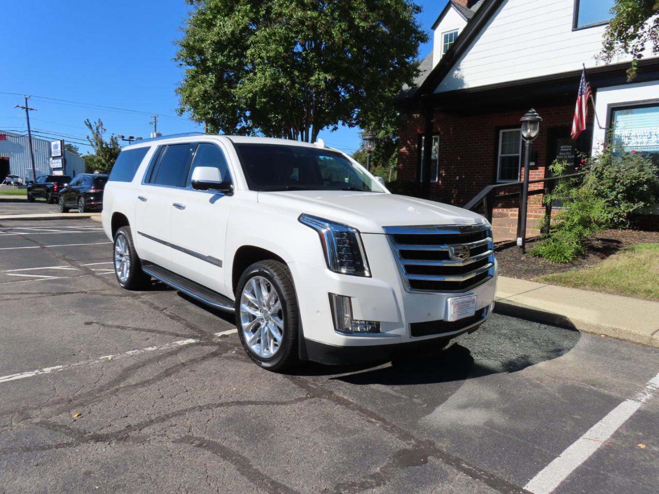 Cadillac Escalade ESV Luxury 4WD 2018