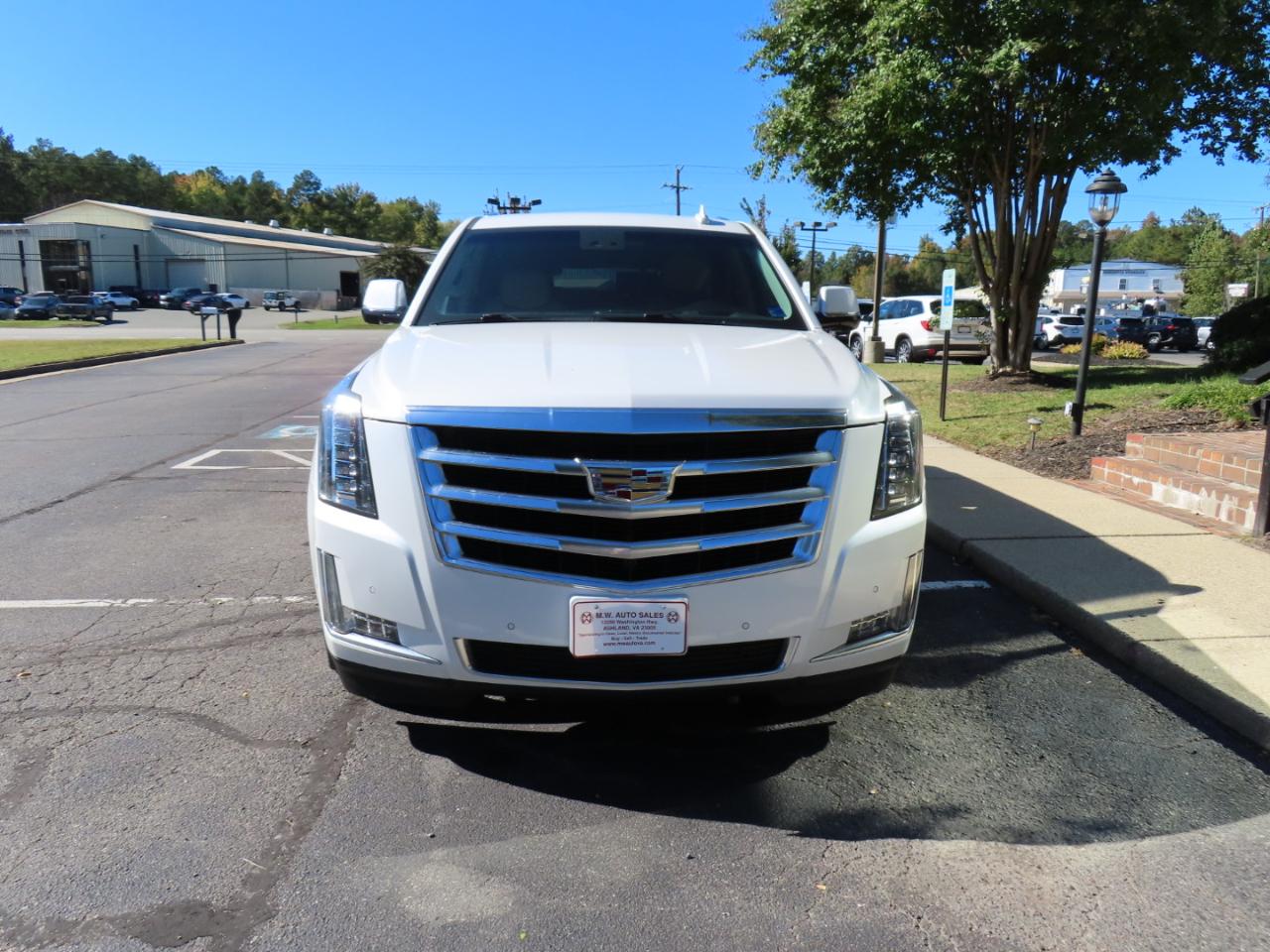 Cadillac Escalade ESV Luxury 4WD 2018
