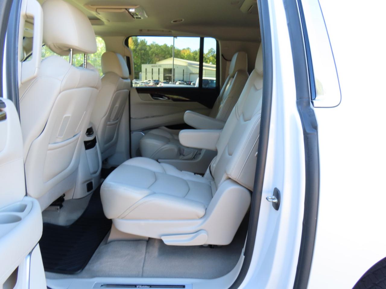 Cadillac Escalade ESV Luxury 4WD 2018