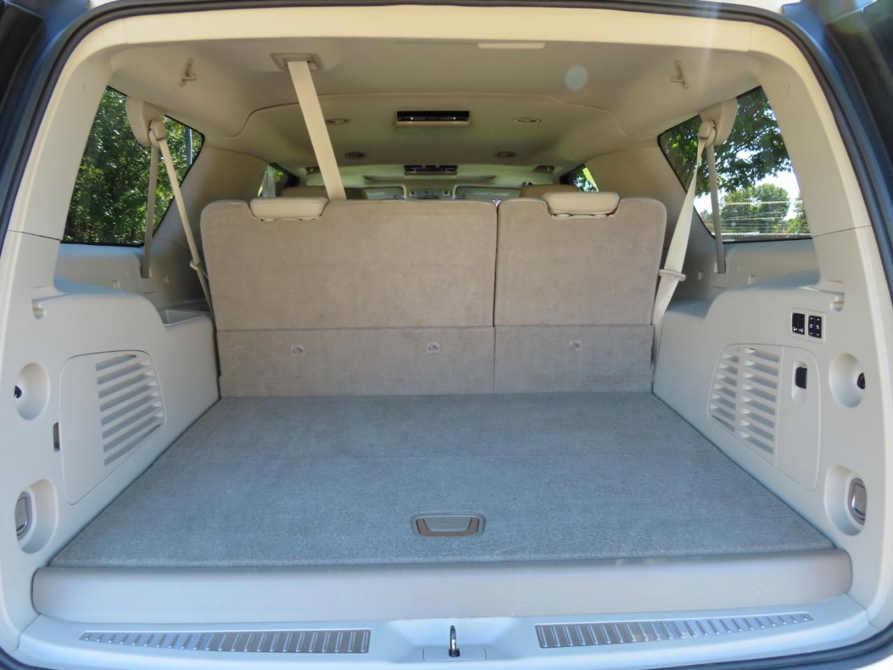 Cadillac Escalade ESV Luxury 4WD 2018