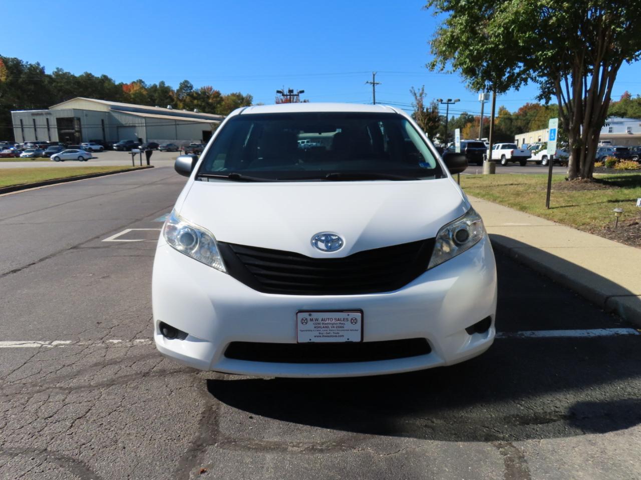 Toyota Sienna L FWD 7-Passenger V6 2015