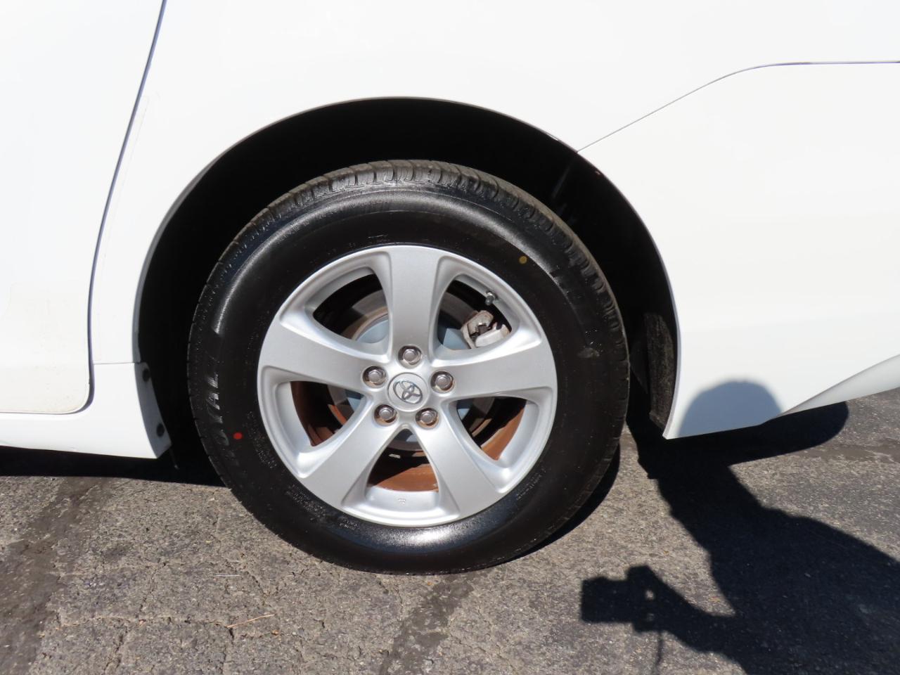 Toyota Sienna L FWD 7-Passenger V6 2015