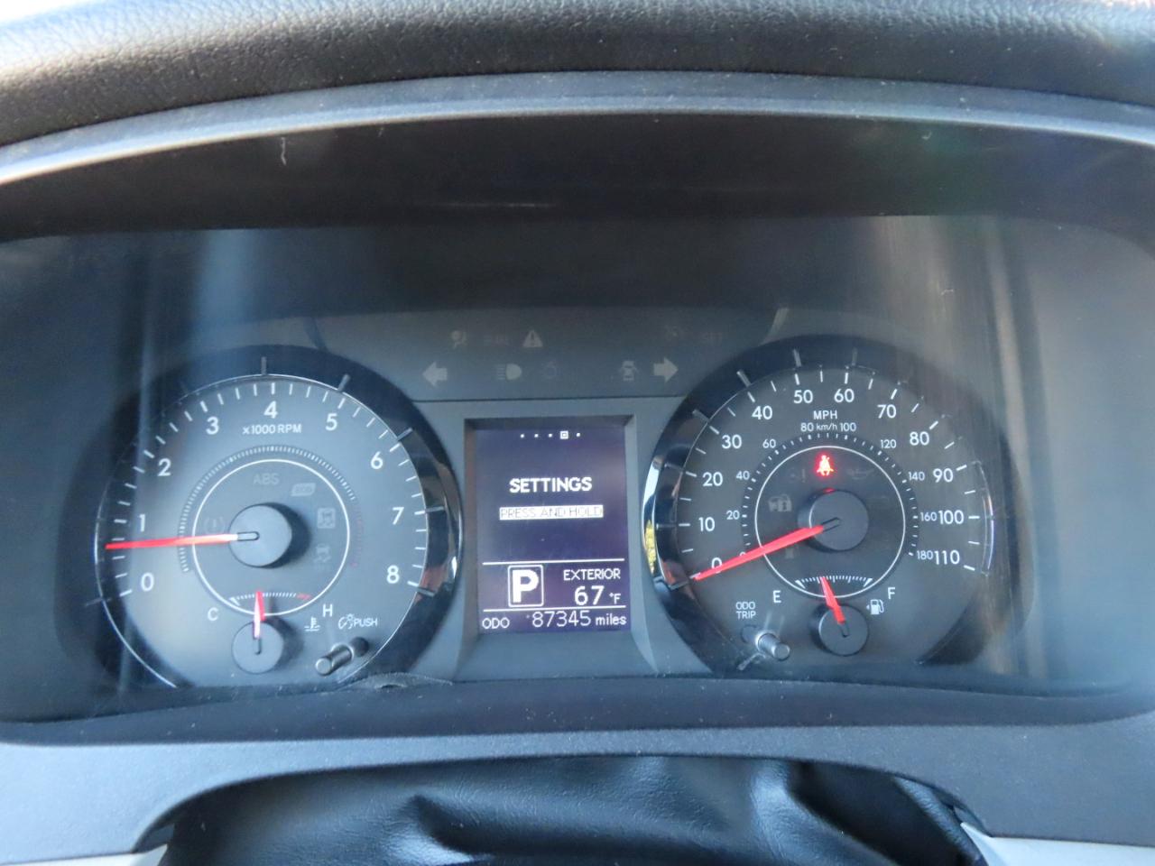 Toyota Sienna L FWD 7-Passenger V6 2015