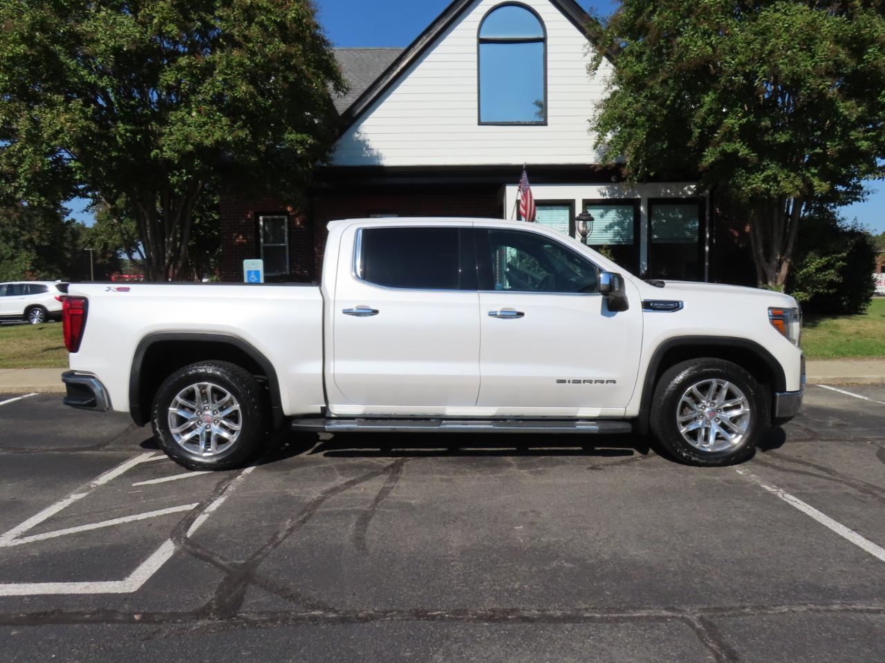 GMC Sierra 1500 SLT Crew Cab Short Box 4WD 2019