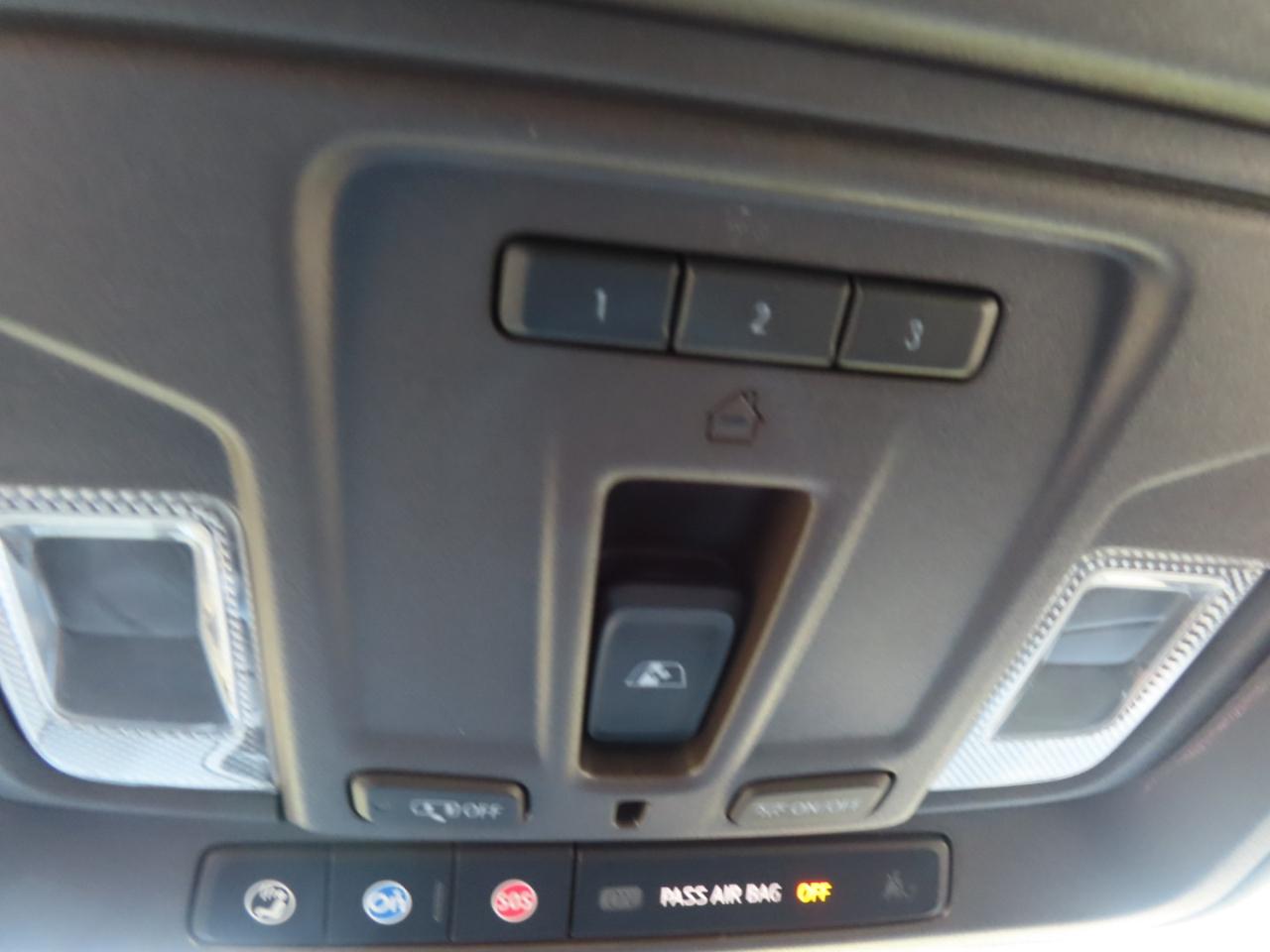 GMC Sierra 1500 SLT Crew Cab Short Box 4WD 2019