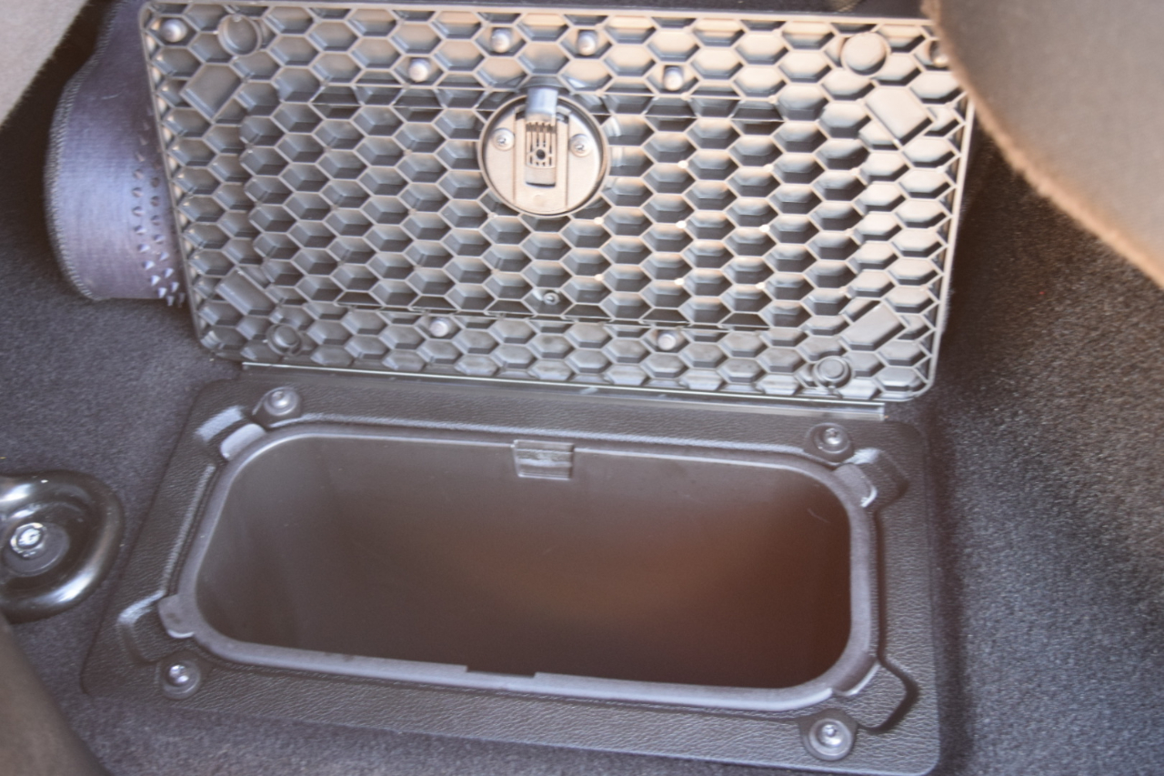 RAM 1500 Classic Tradesman 4x4 Crew Cab 5'7" Box 2021