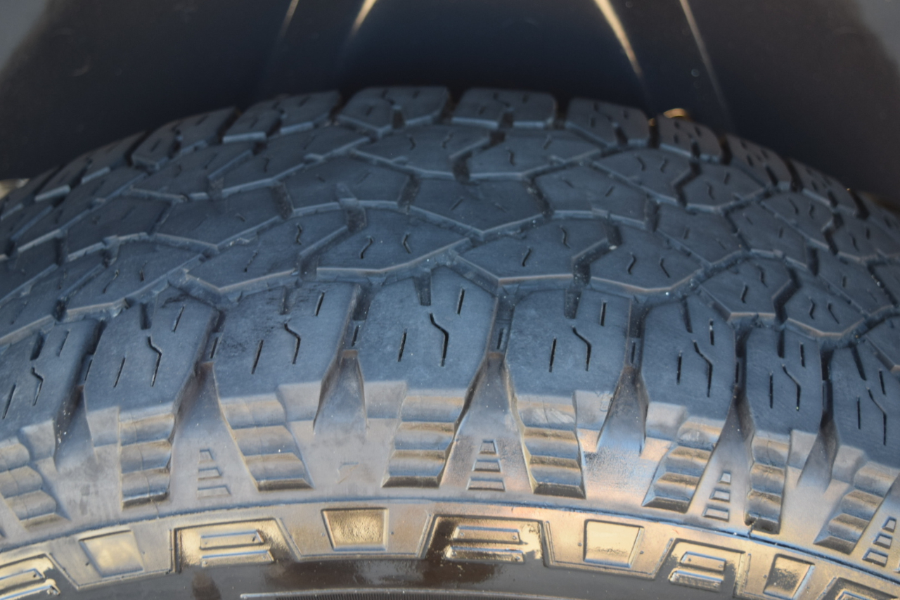 RAM 1500 Classic Tradesman 4x4 Crew Cab 5'7" Box 2021