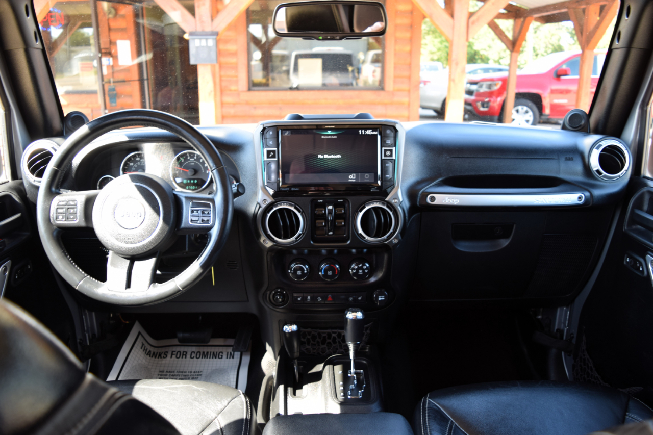 Jeep Wrangler Unlimited 4WD 4dr Sahara 2013 Jeep Wrangler Unlimited 4WD 4dr Sahara 2013