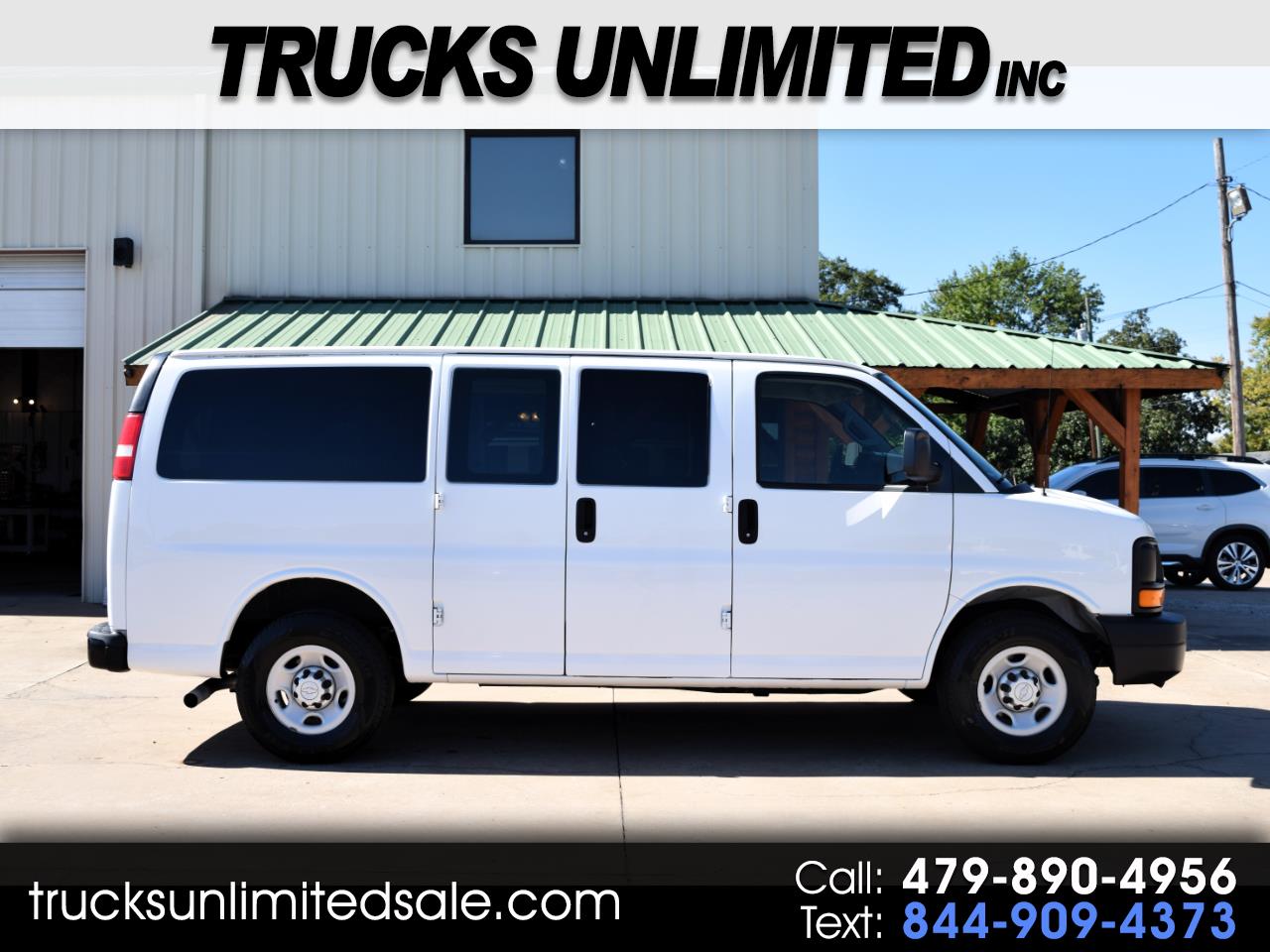 2016 Chevrolet Express Passenger RWD 2500 135" LS