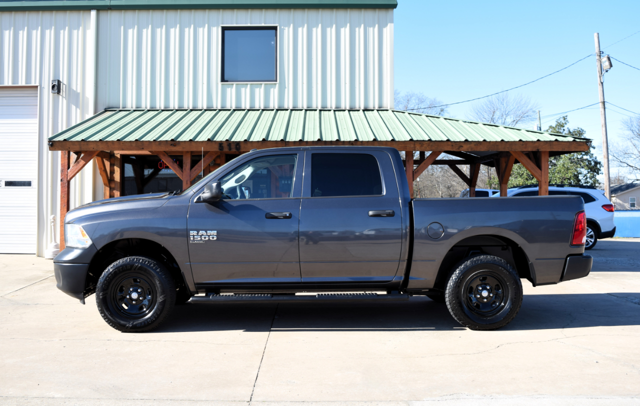 RAM 1500 Classic Tradesman Crew Cab SWB 4WD 2019