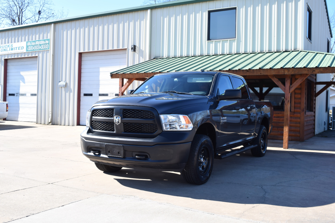 RAM 1500 Classic Tradesman Crew Cab SWB 4WD 2019