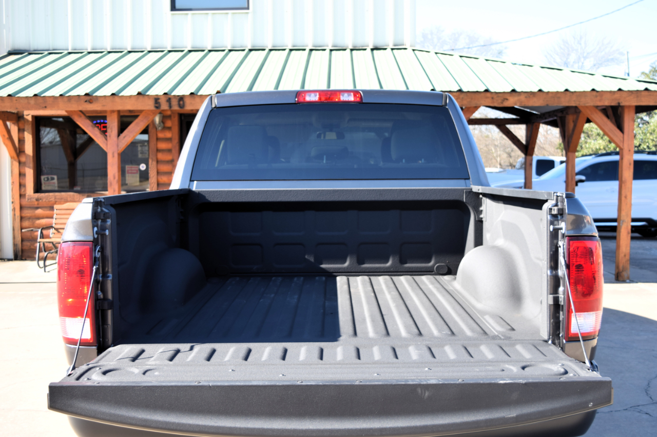 RAM 1500 Classic Tradesman Crew Cab SWB 4WD 2019