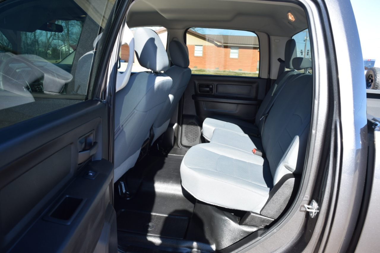 RAM 1500 Classic Tradesman Crew Cab SWB 4WD 2019