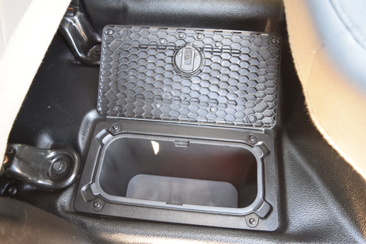 RAM 1500 Classic Tradesman Crew Cab SWB 4WD 2019