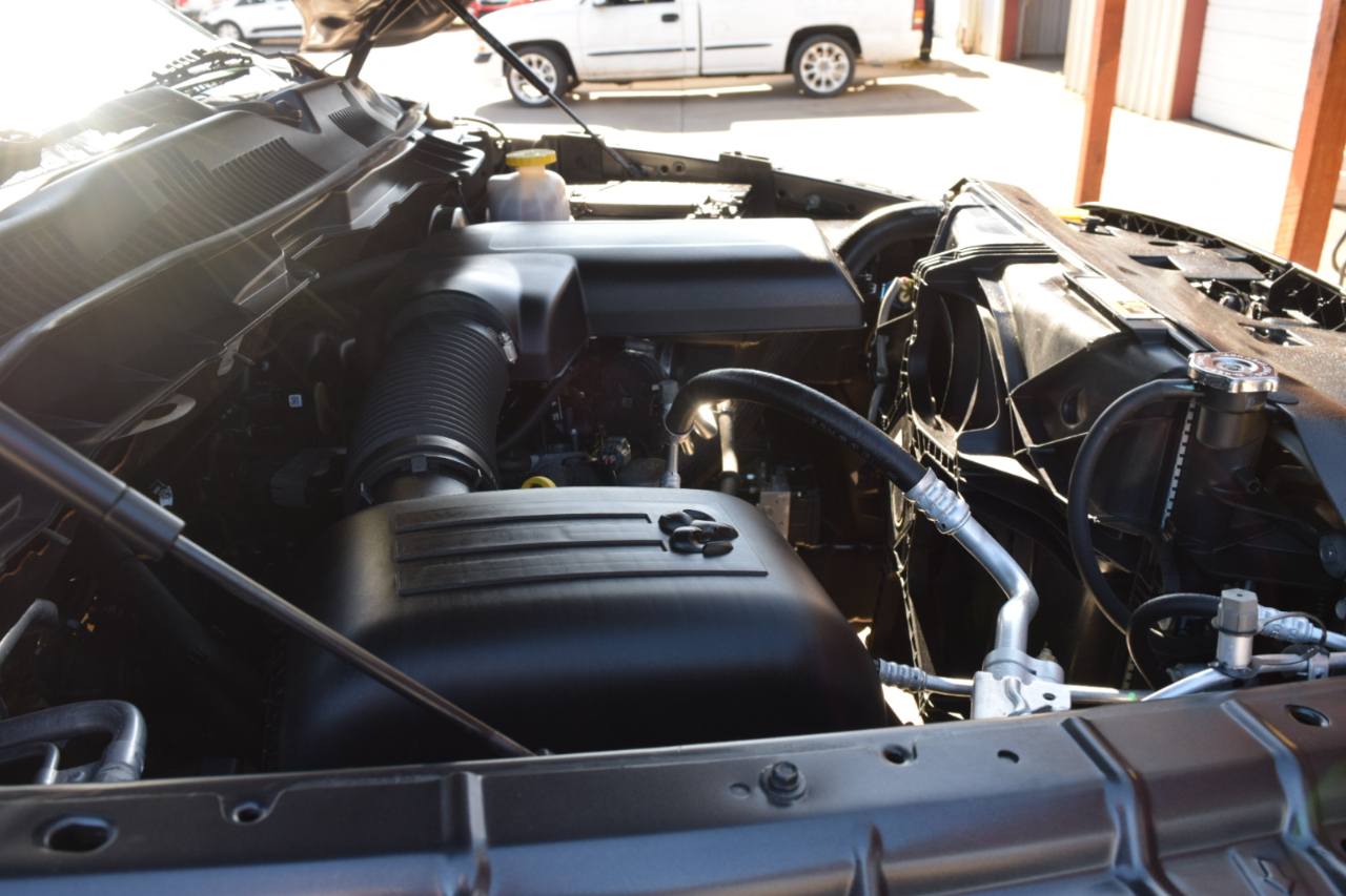 RAM 1500 Classic Tradesman Crew Cab SWB 4WD 2019