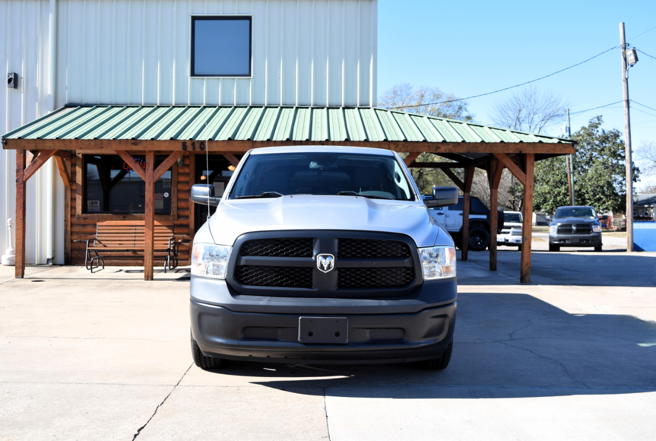 RAM 1500 Tradesman Crew Cab SWB 2WD 2016