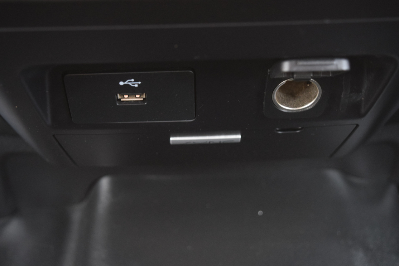 Ford F-150 XLT SuperCrew Short Bed 4WD 2017