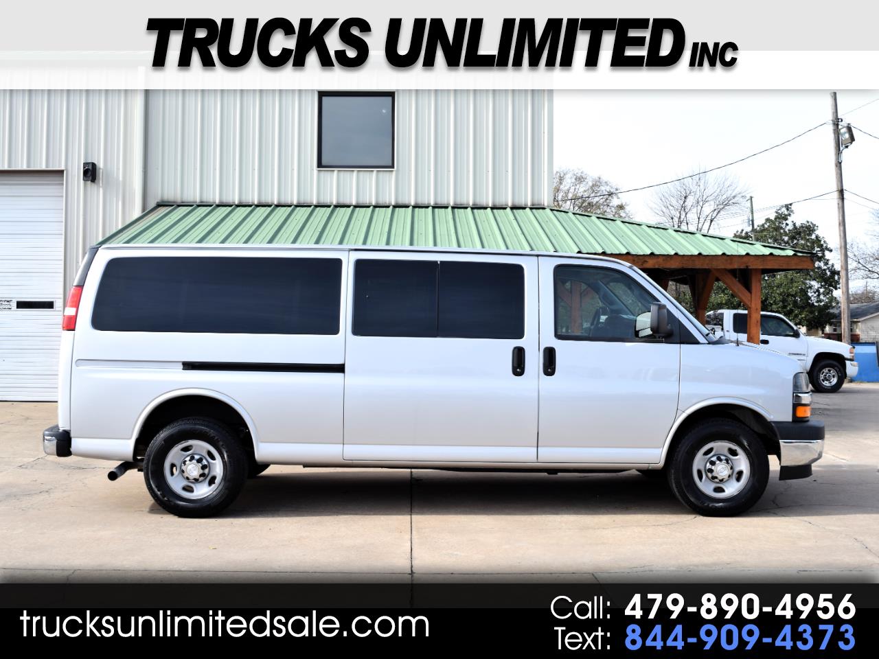 Chevrolet Express Passenger  2017