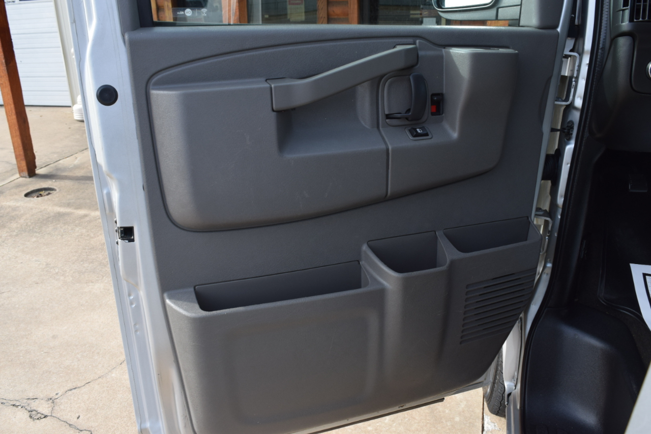 Chevrolet Express Passenger  2017