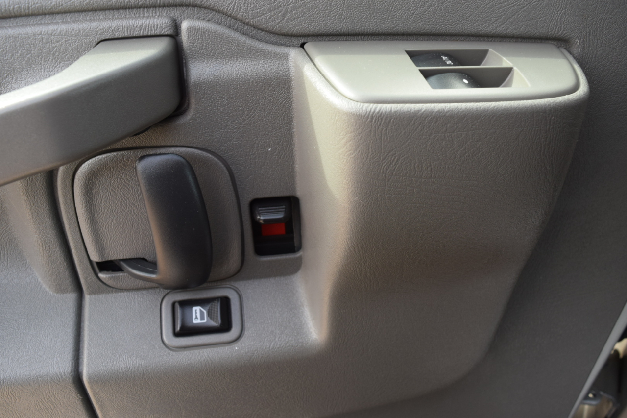 Chevrolet Express Passenger  2017