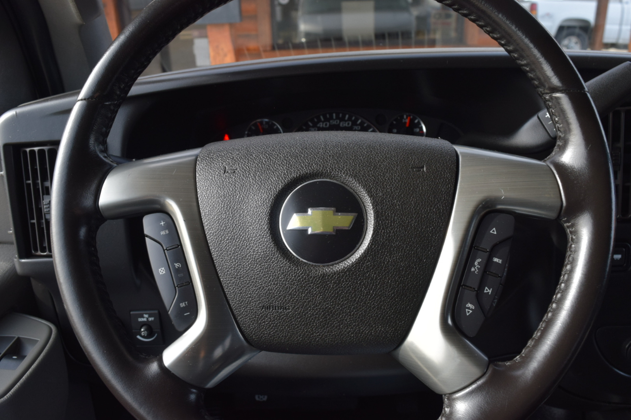 Chevrolet Express Passenger  2017