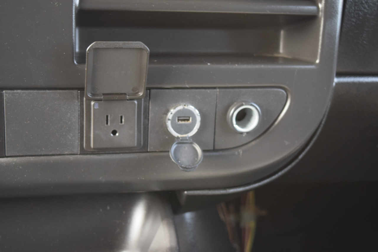 Chevrolet Express Passenger  2017