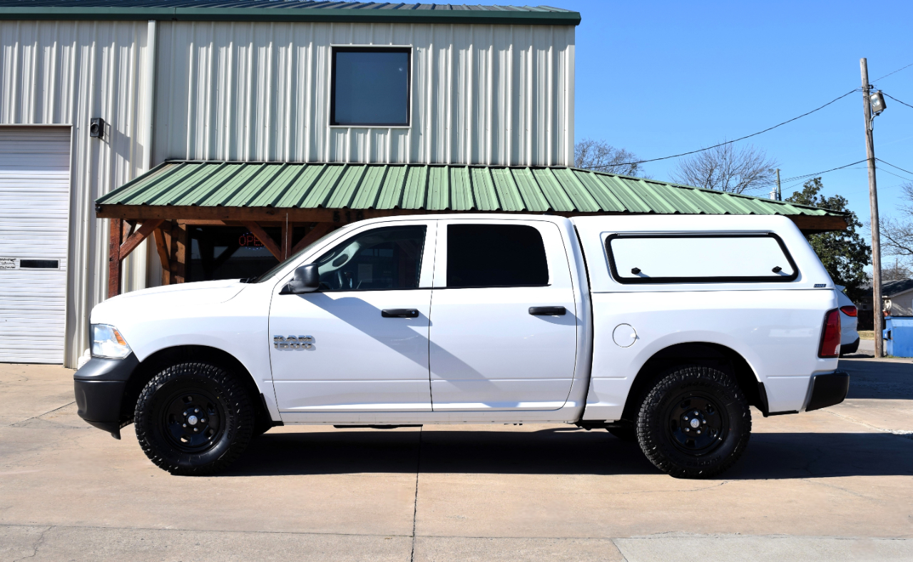 RAM 1500 Tradesman Crew Cab SWB 4WD 2016