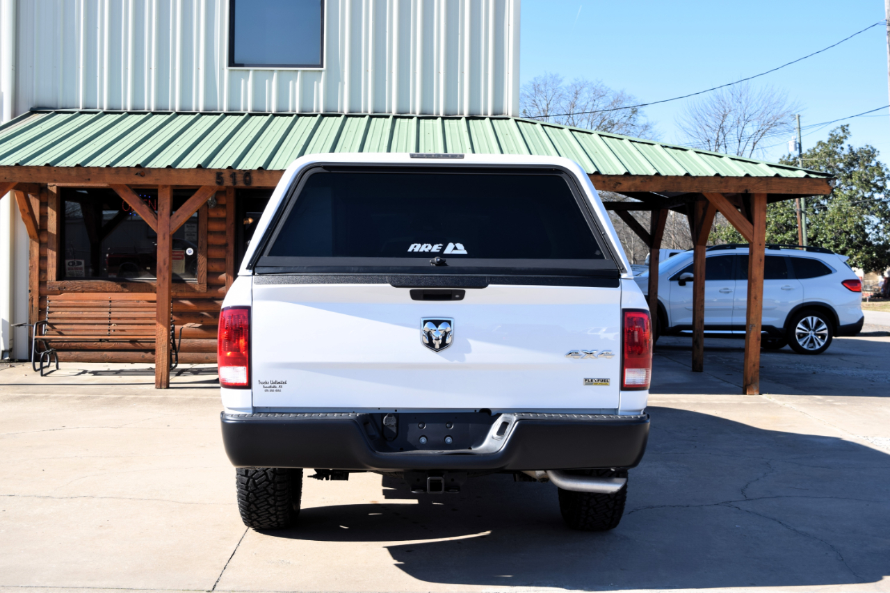 RAM 1500 Tradesman Crew Cab SWB 4WD 2016