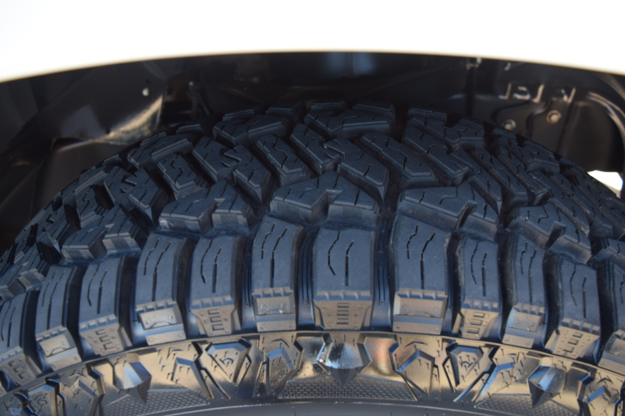 RAM 1500 Tradesman Crew Cab SWB 4WD 2016